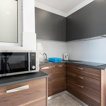 New, Designer, Central Penthouse With Wifi & Ac By 360 Estates Appartamento